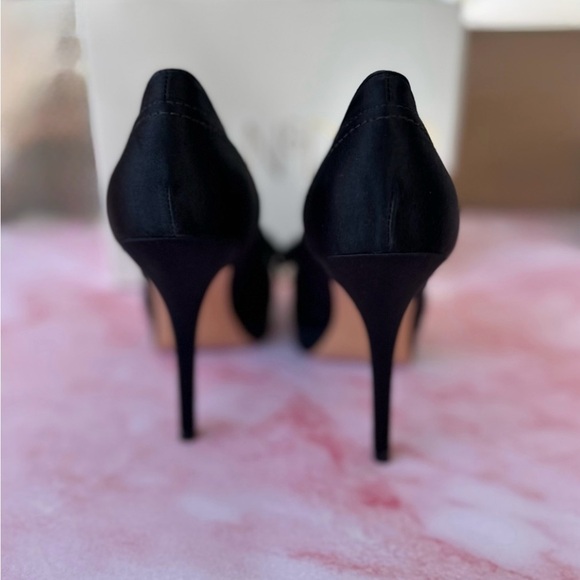 Joan & David Daparris Peep Toe Heel Pump Black Satin 9.5 - Picture 8 of 11